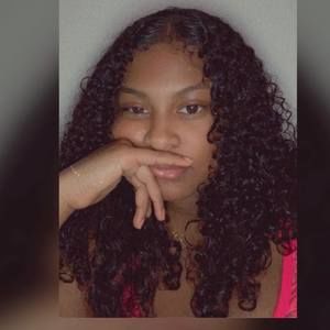 Meet your Posher, Chalita